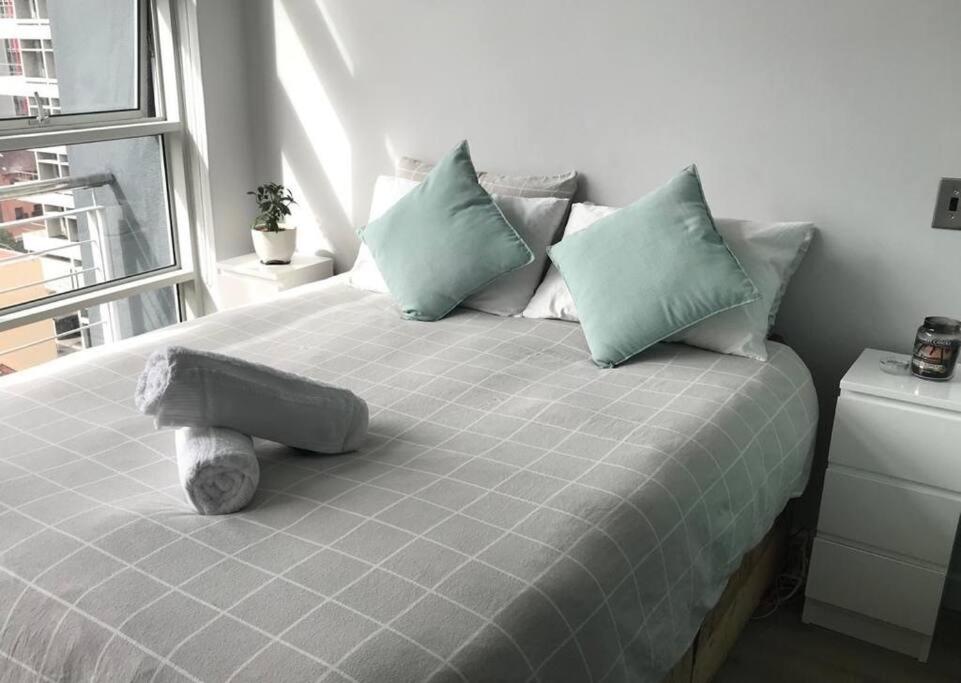Stunning Studio Apartment In Cbd Fokváros Kültér fotó